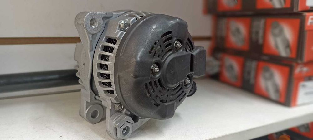 Генератор новый на Toyota 2AR
