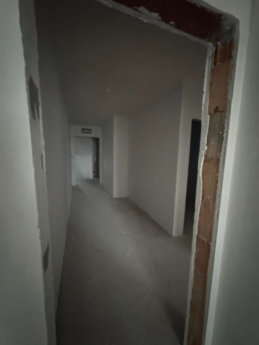 Продава се Тристаен апартамент в Стара Загора, Център - 139 кв.м за 631 €/кв.м - Снимка #8