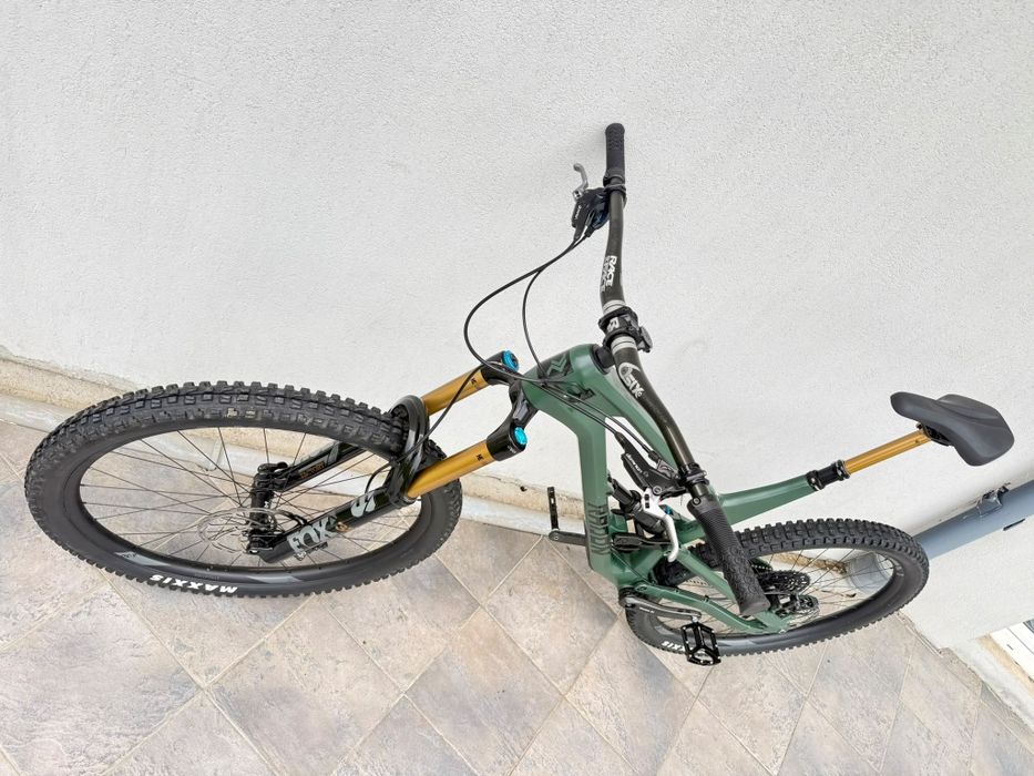 Bicicleta Radon Swoop 10.0 HD CF carbon marime XL 2025 full suspension Fox 38 Kashima R29” 1x12