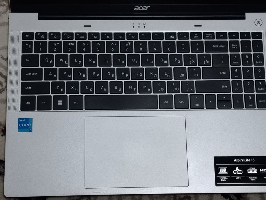 Notebook acer aspire lite holati ideal. 3 hafta ishlatilgan