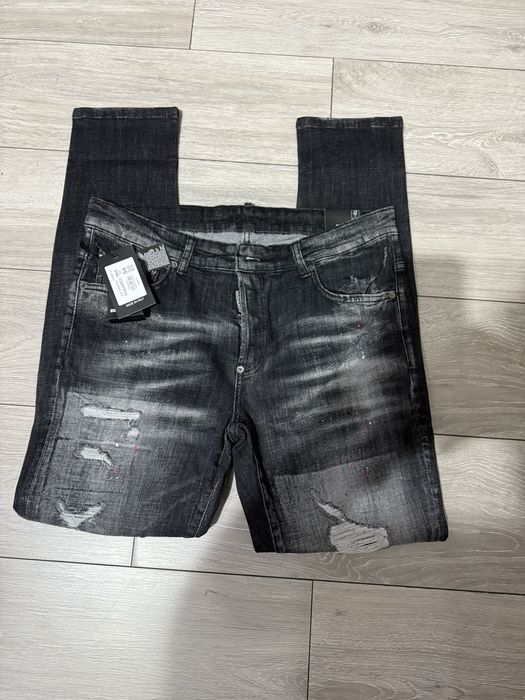 Blugi dsquared model nou