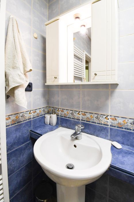 Дава се под наем Тристаен апартамент в София, Център - 135 кв.м за 796.62 € - Снимка #12