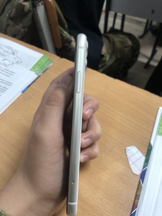 iPhone 11 Идеальный состояние