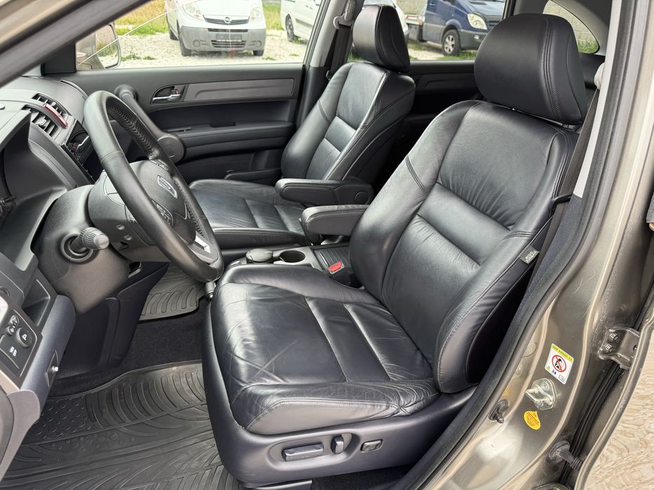 Honda CR-V 2.0 i-VTEC 150к.с EXECUTIVE / AVTOMAT