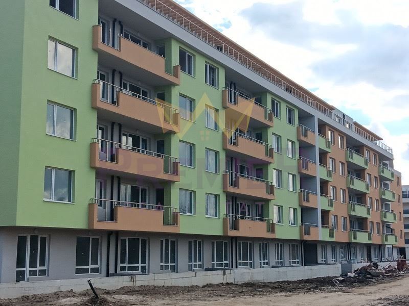 Продава се Двустаен апартамент в Пловдив, Южен - 65 кв.м за 1339 €/кв.м - Снимка #1