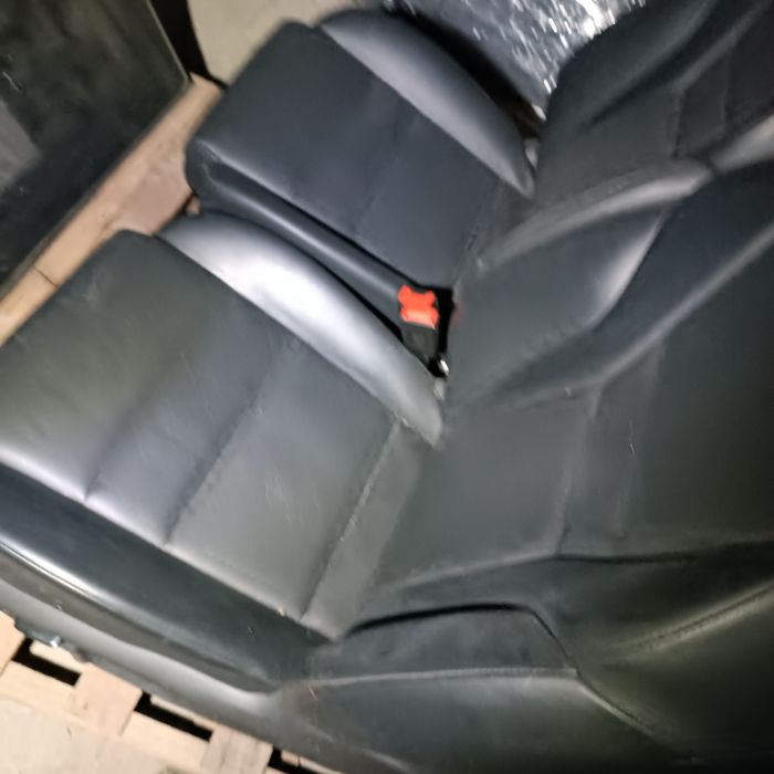 Салони за Автомобили разпродавам