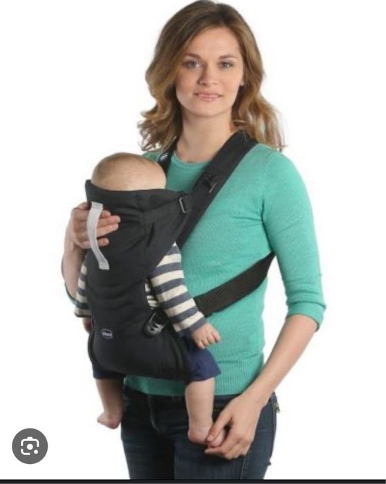 Бебешко Кенгуру Chicco easy fit 0-9 месеца