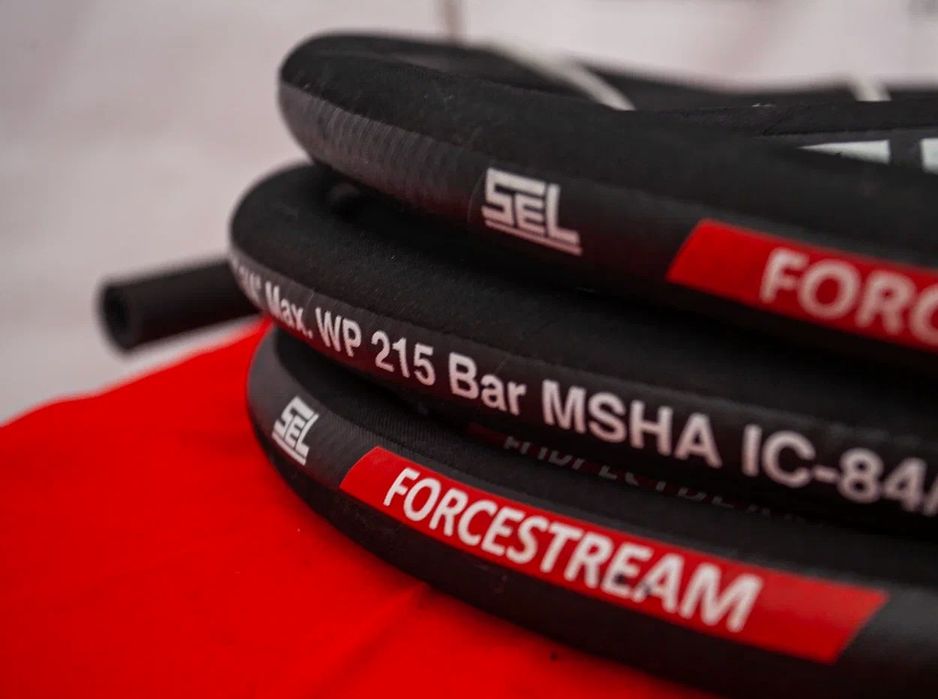 РВД и комплектующие (адаптеры фитинги муфты)