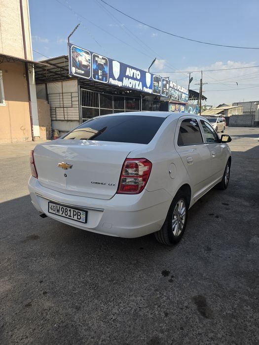 Cobalt 4-pozisiya sotiladi 12000-km bemzin kraska tozza.