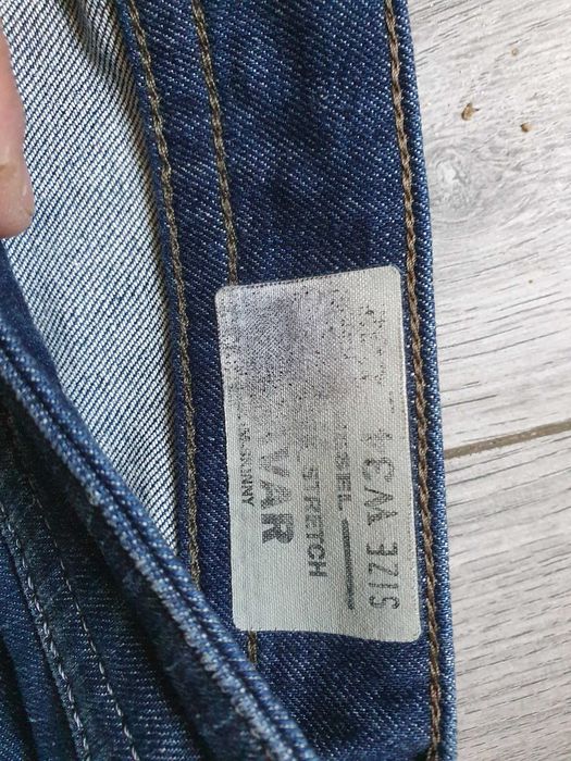 Blugi DIESEL "Thavar" Slim - Marime W34 L32 (Talie 89 cm)