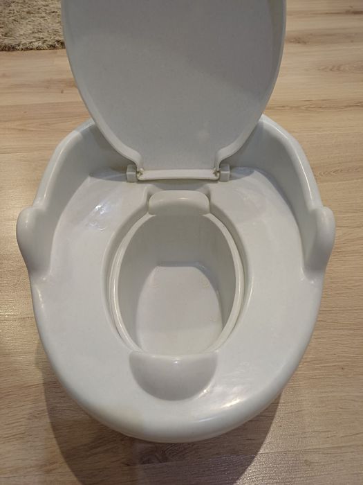 Отдам даром детский унитаз