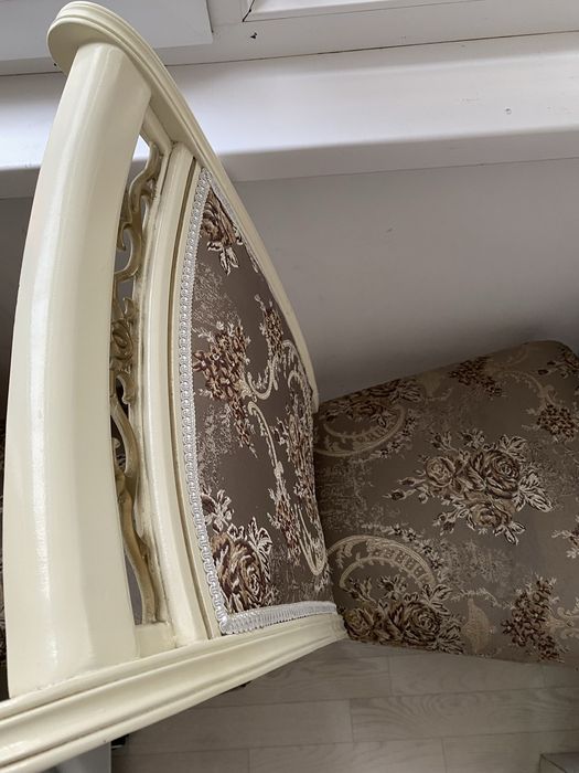 стулья для гостинной