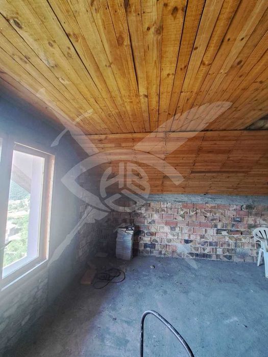 Продава се Къща в Своге - 319 кв.м за 368 €/кв.м - Снимка #8