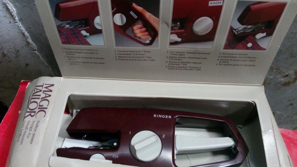 Преносима машинка за копчета Singer
