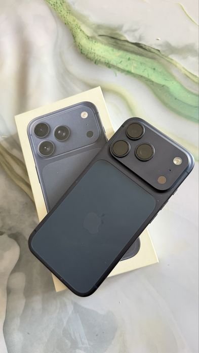 Iphone 17pro 256 gb “94akb„ Deep blue