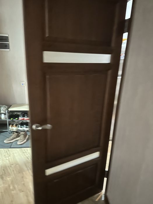Двери продам срочно межкомнатные