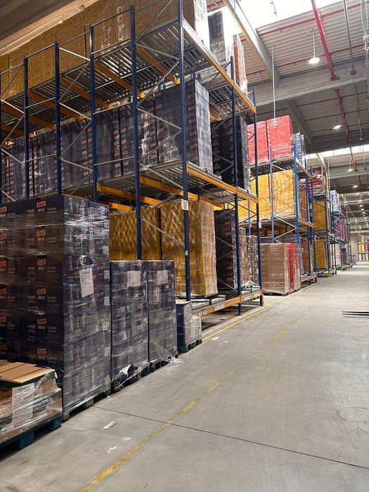 Avem pe stoc o gama foarte mare de role metalice transportatoare banda