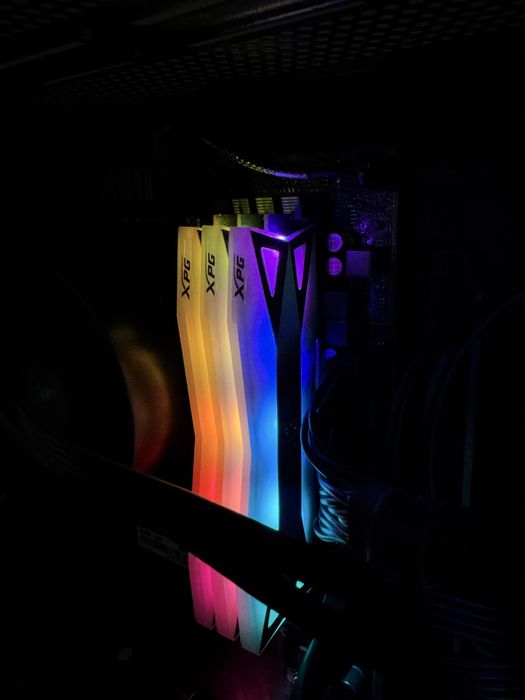 Настолен компютър 28GB RAM