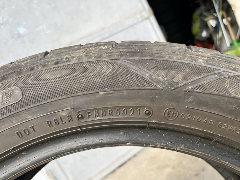 2 бр. летни гуми 215/55/17 Falken DOT 5021 5 mm