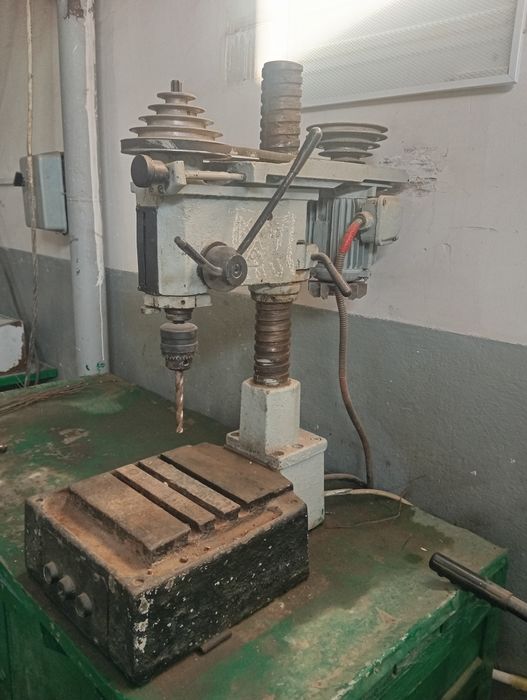 Продам станок сверлильный