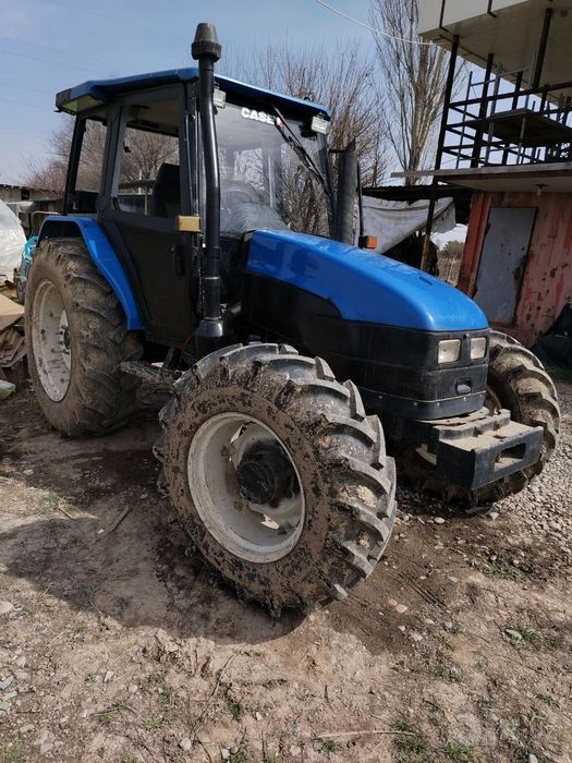 Traktor sotiladi