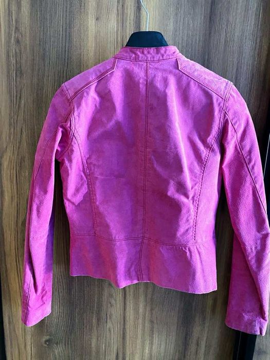 Дамски сака и якета от естествена кожа и дънково манто