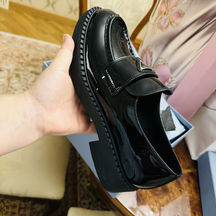 Аяқ киім прада новый сатылады