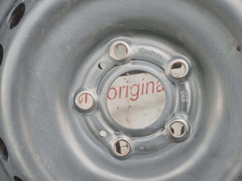 Jante tabla R15 5x114.3 ET40 cu 2 anvelope 195/65/15 si 2 anvelope 185/65/15 Renault Kangoo II Express / Fiat Scudo III