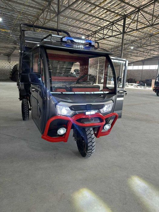 Трицикл с кабиной ,печкой