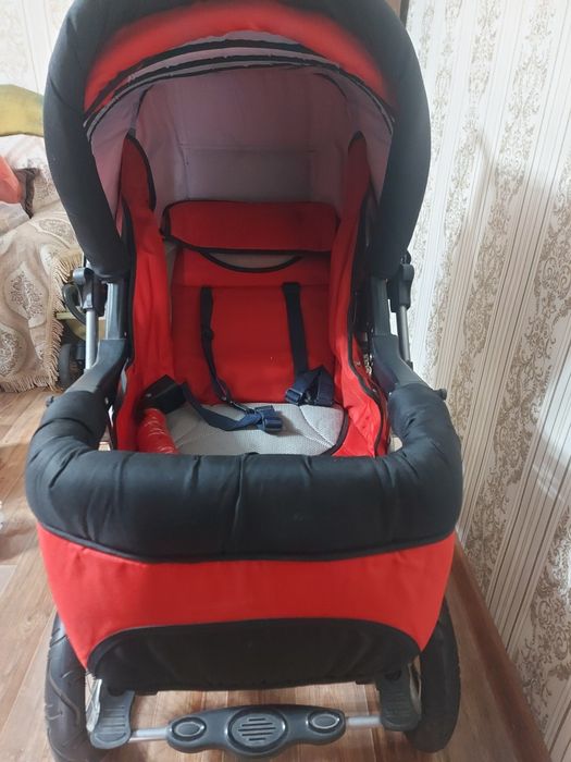 Детская коляска 3 в 1