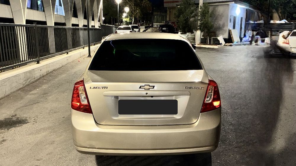Daewoo Gentra 2015