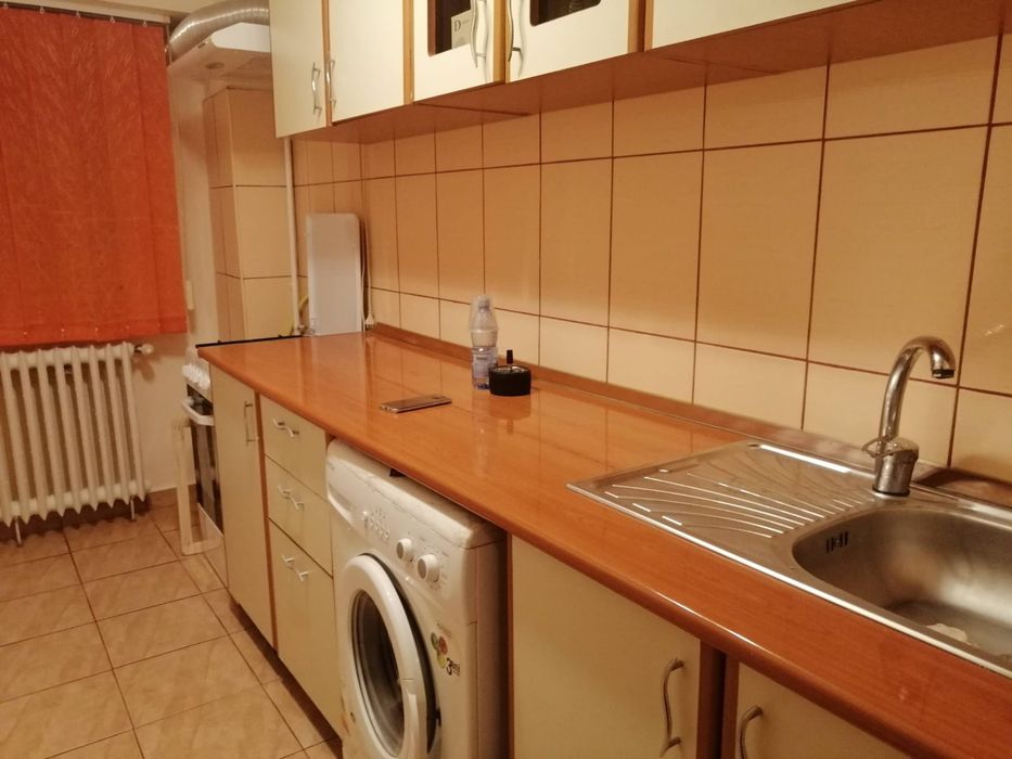 Proprietar închiriez garsonieră