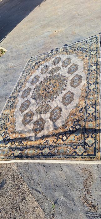 Ковёр продаётся