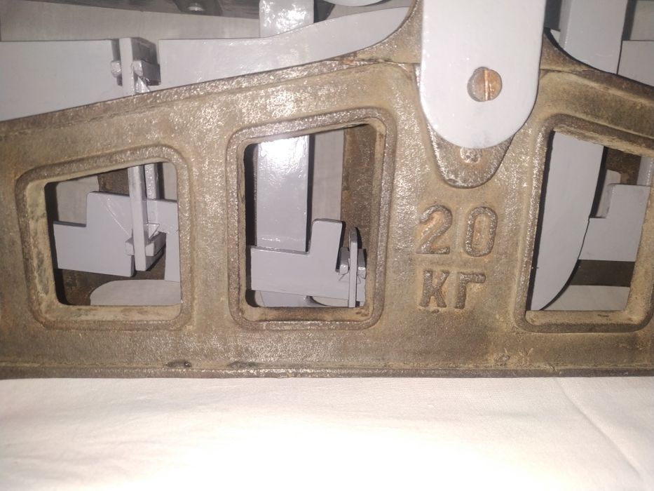 Антиквариат.. Весы 20 кг 1952 года послевоенные. СССР.