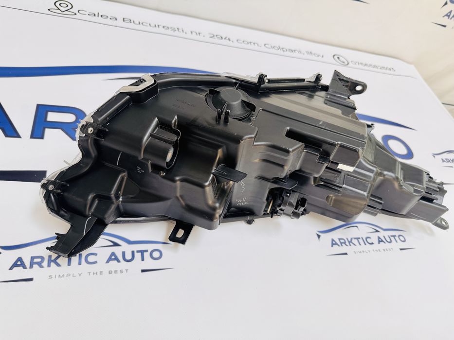 Far stanga led Toyota YARIS model dupa 2020