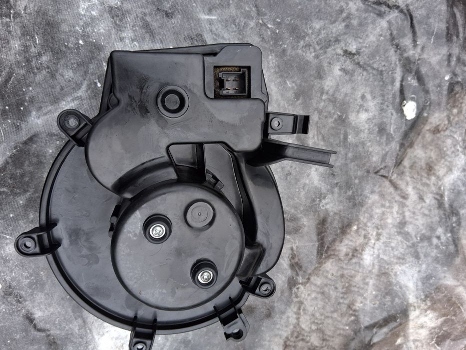 Вентилатор купе mercedes w203