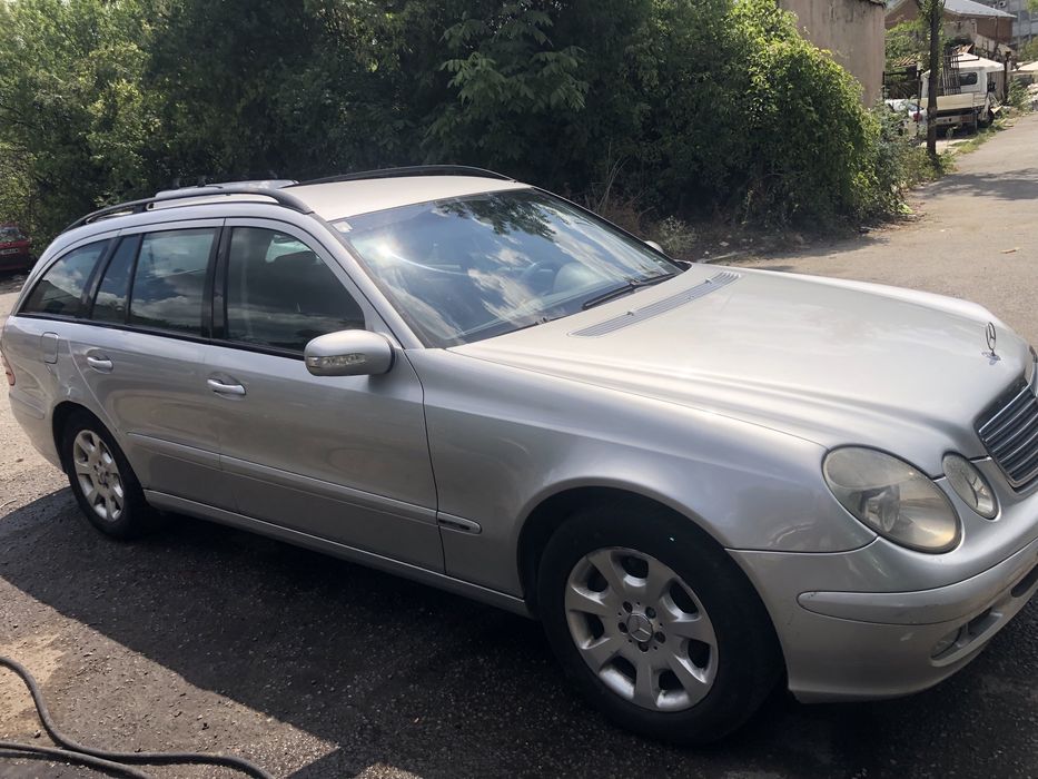 Mercedes W211 E220 на части Мерцедес