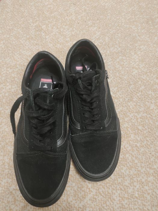 Кроссовки  VANS.
