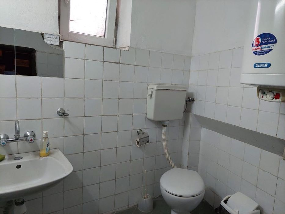 Офис, под наем, Център