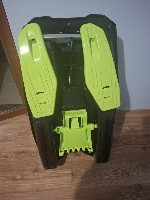 Шейна за деца тип корито