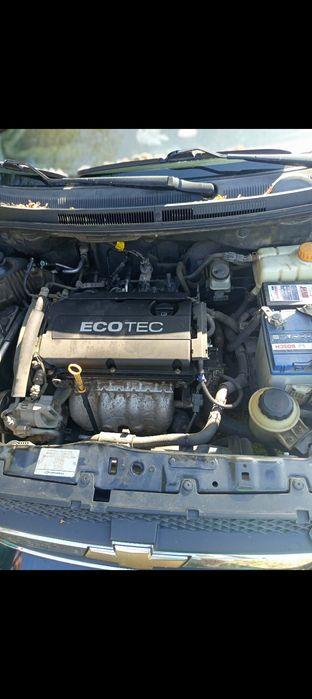 Vând Chevrolet Aveo