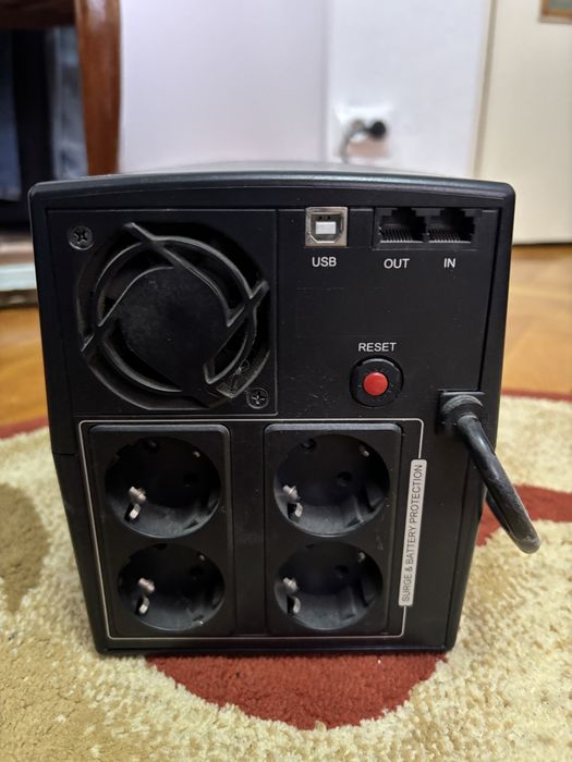 UPS CyberPower UT2200E 2200VA / 1320W