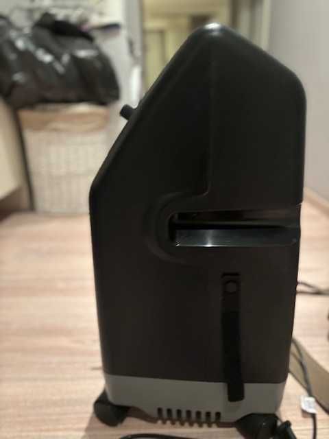 Concentrator de oxigen stationar DeVilbiss 1025KS de 10 litri/minut