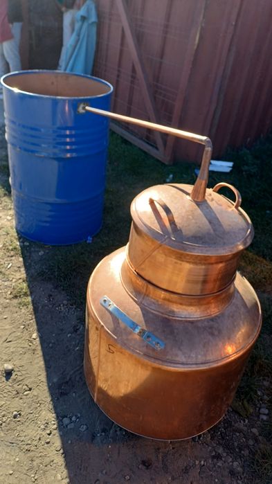 Cazane țuică ofer transport la domiciliu oriunde în tara