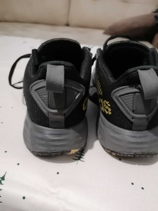 Оригинални Баскетболни маратонки Adidas