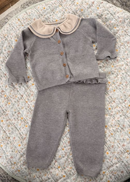 Set bluza+pantaloni Reserved, marime 80