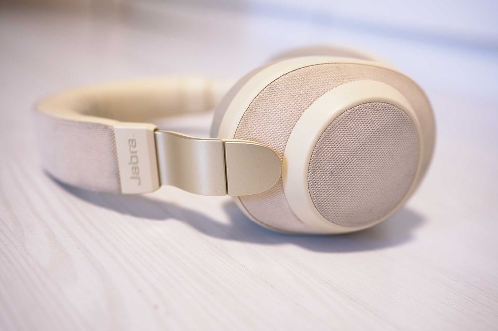 Căști Jabra Elite 85h Gold Beige – Perfect Funcționale – Folosite intens