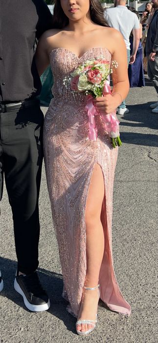 Бална рокля розова с камъни