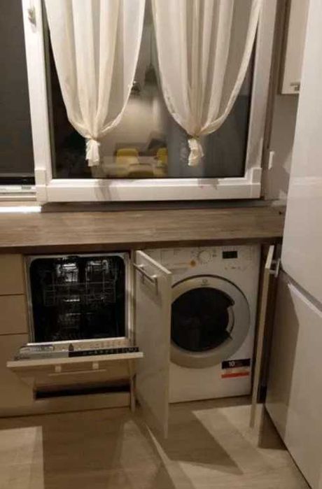 Дава се под наем Двустаен апартамент в Пловдив, Център - 45 кв.м за 153 € - Снимка #1