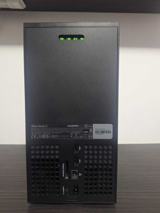 Xbox series X + 6 jocuri